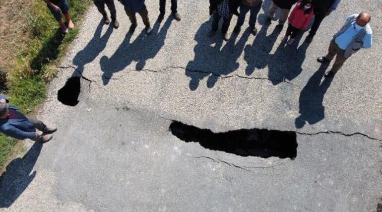 Yolda 1 kilometrelik yarık oluştu