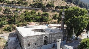 Manisa’da restorasyonda ortaya çıktı: Bizans sütunlarını sıvamışlar