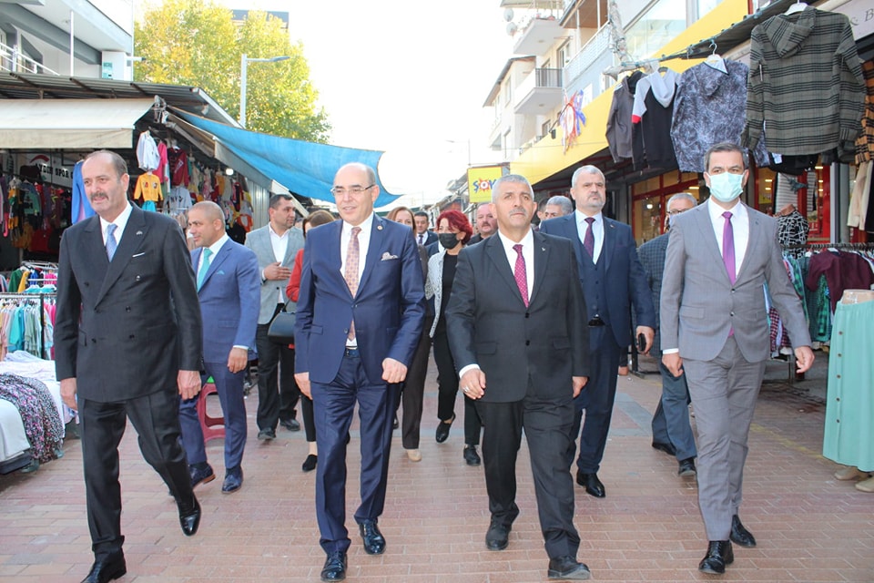 MHP İzmir ‘de Adım Adım 2023’e Yürüyor