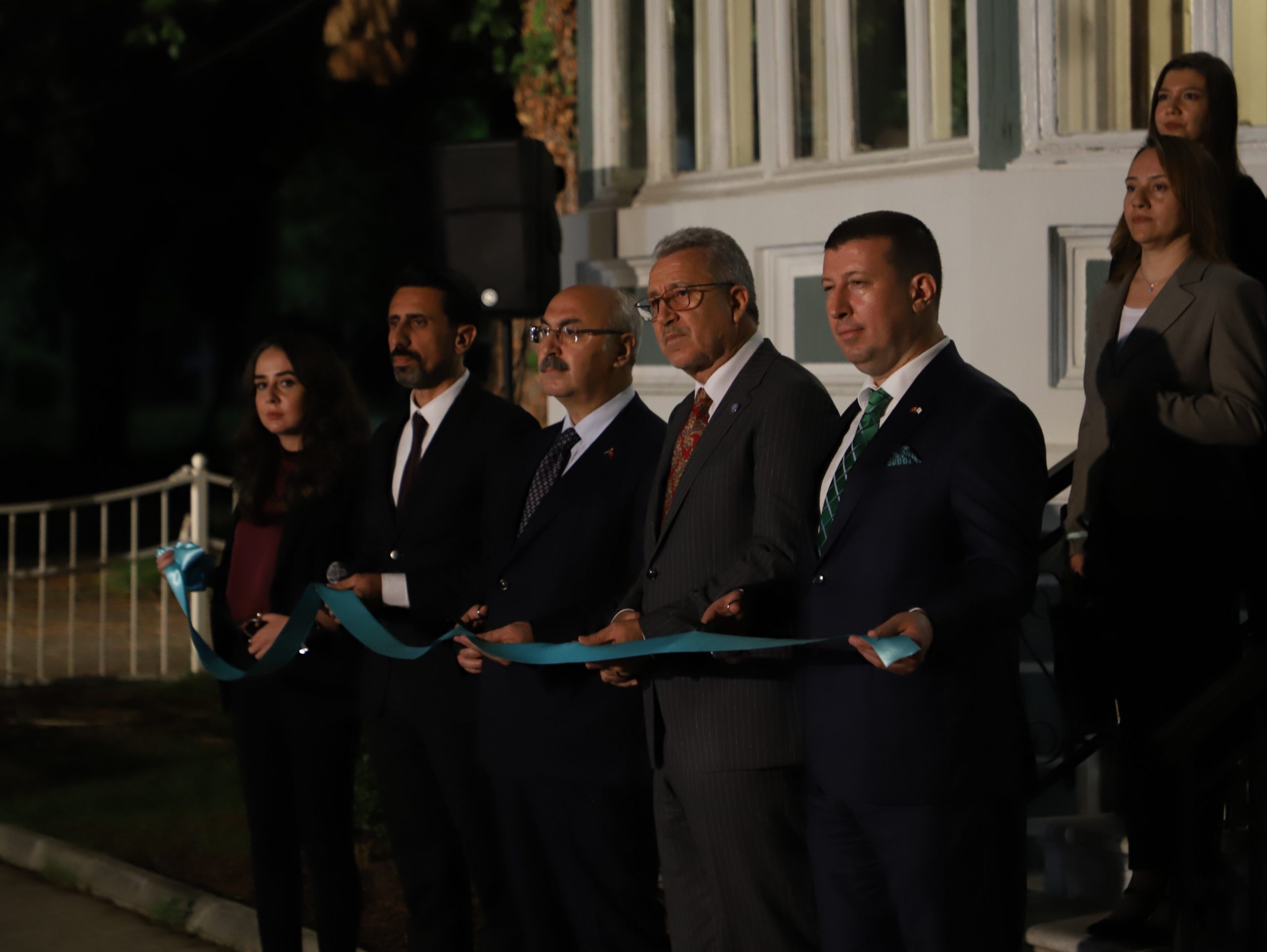 İzmir Yeşilay Danışmanlık Merkezi’nin açılışı Cumhurbaşkanı Erdoğan tarafından gerçekleştirildi