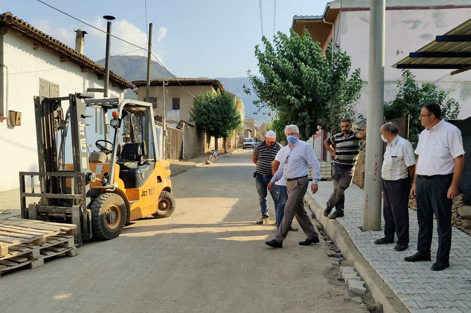 Ödemiş’te kilit parke taş seferberliği 