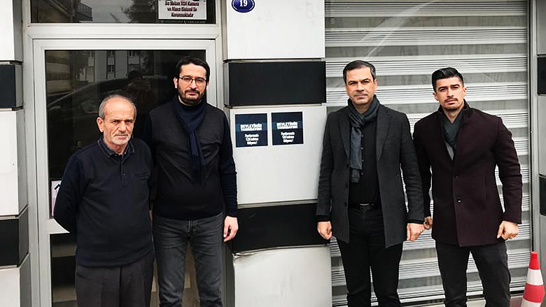 Buca MHP’en Esnafa Tebrik Ziyareti
