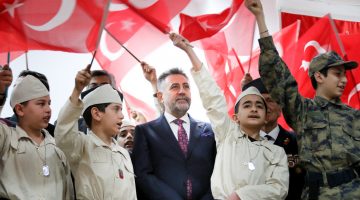 Çanakkale Şehitleri Bayraklı’da da unutulmadı