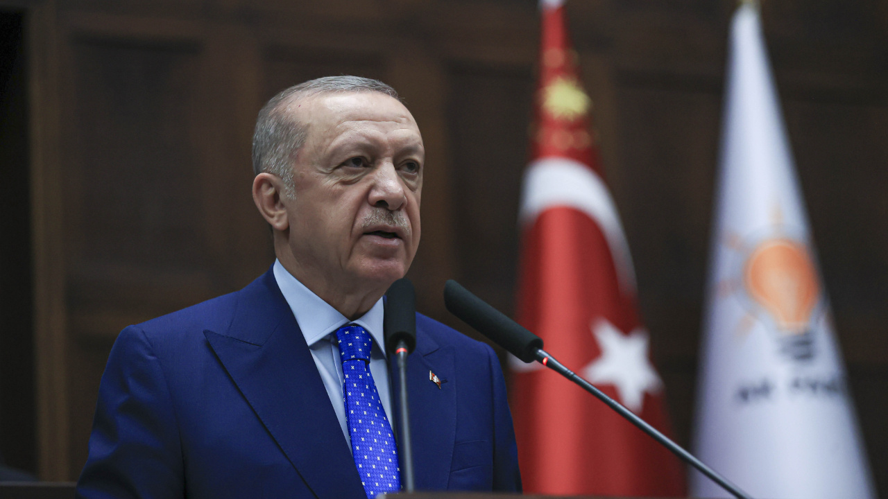 Cumhurbaşkanı Erdoğan, Anadolu Efes’i tebrik etti