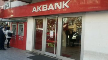 Akbank en düşük 10 bin lira maaşlı personel arıyor! Başvuru şartlarına bakın