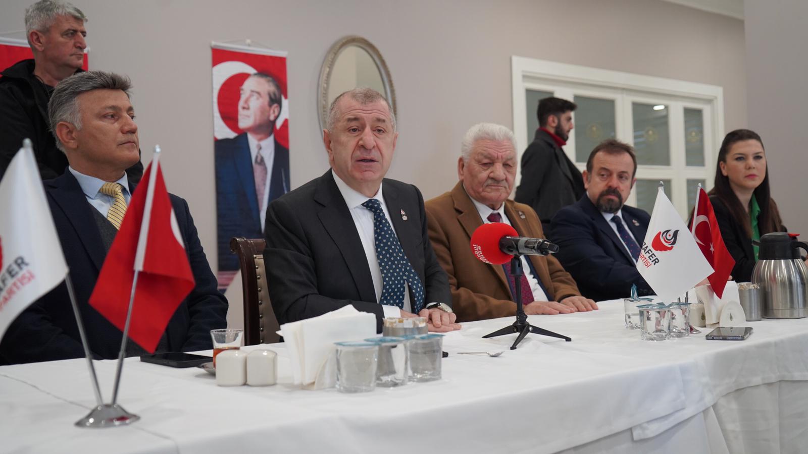 ARAPÇA TABELA ASILMA ZORUNLULUĞU GETİRİLDİ