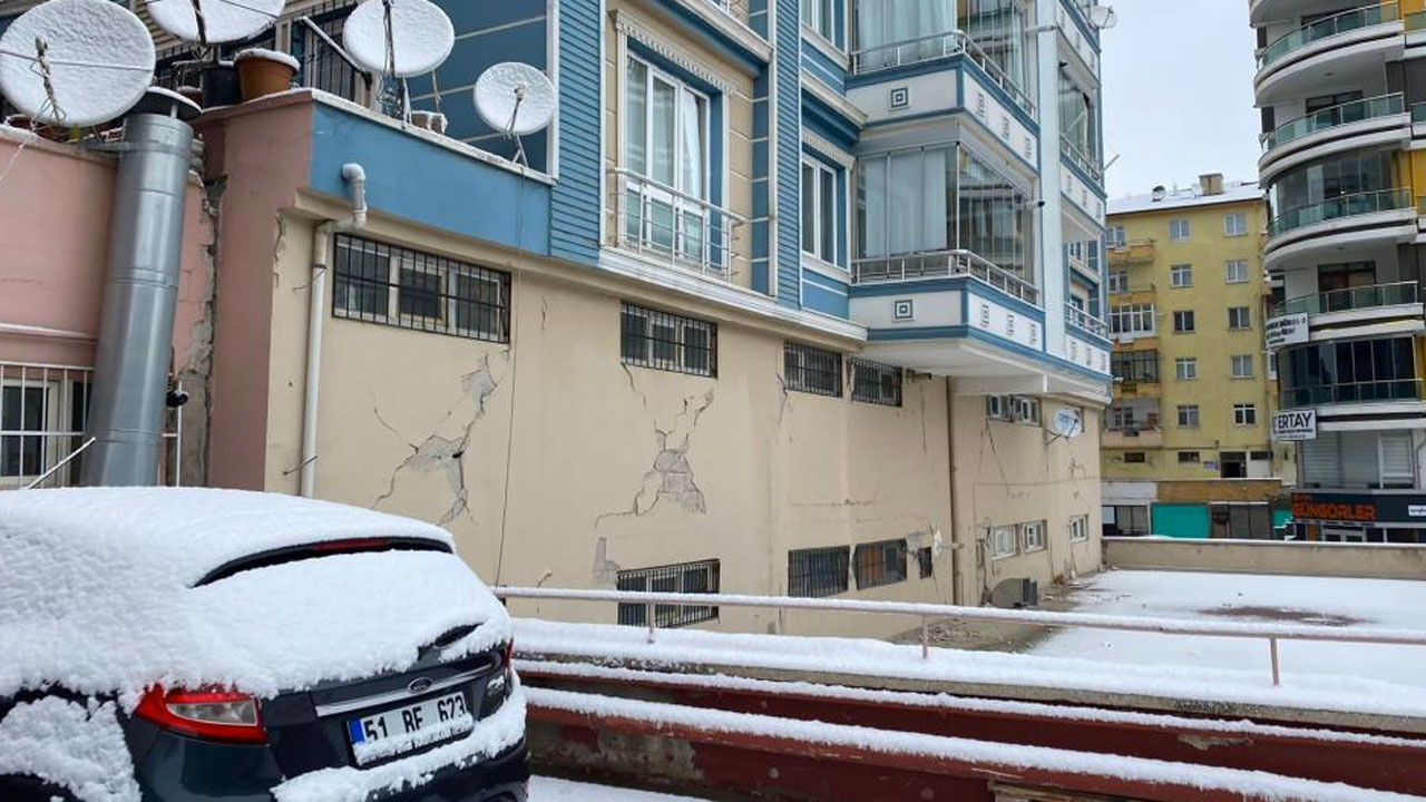 Deprem Niğde’yi de vurdu hasar görüp boşaltılan bina sayısı belli oldu