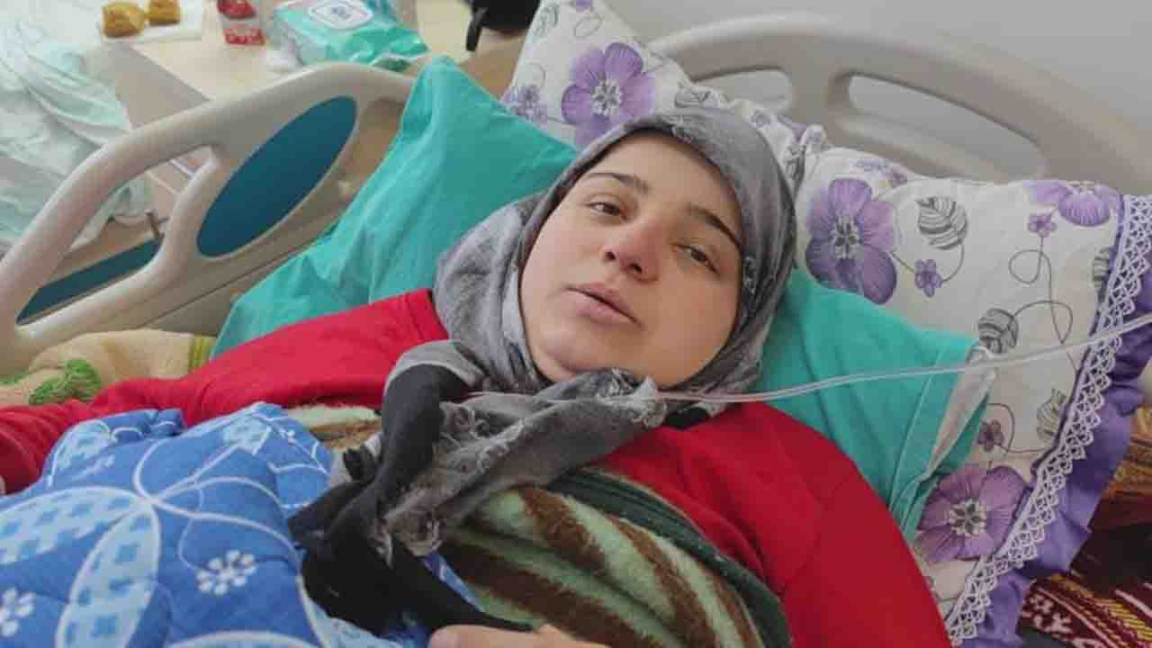 Enkaz altında hamile kadınlar da var! Doğmadan öldü… Çinli ekip ‘helal size’ dedirtti