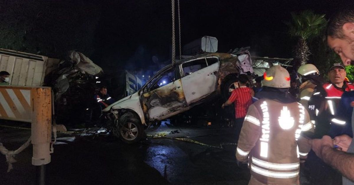 Hatay’da feci kaza: 12 kişi can verdi