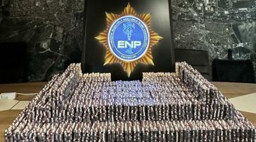 Polis durdurduğu araçtan 63 bin 518 adet uyuşturucu hap ele geçirdi