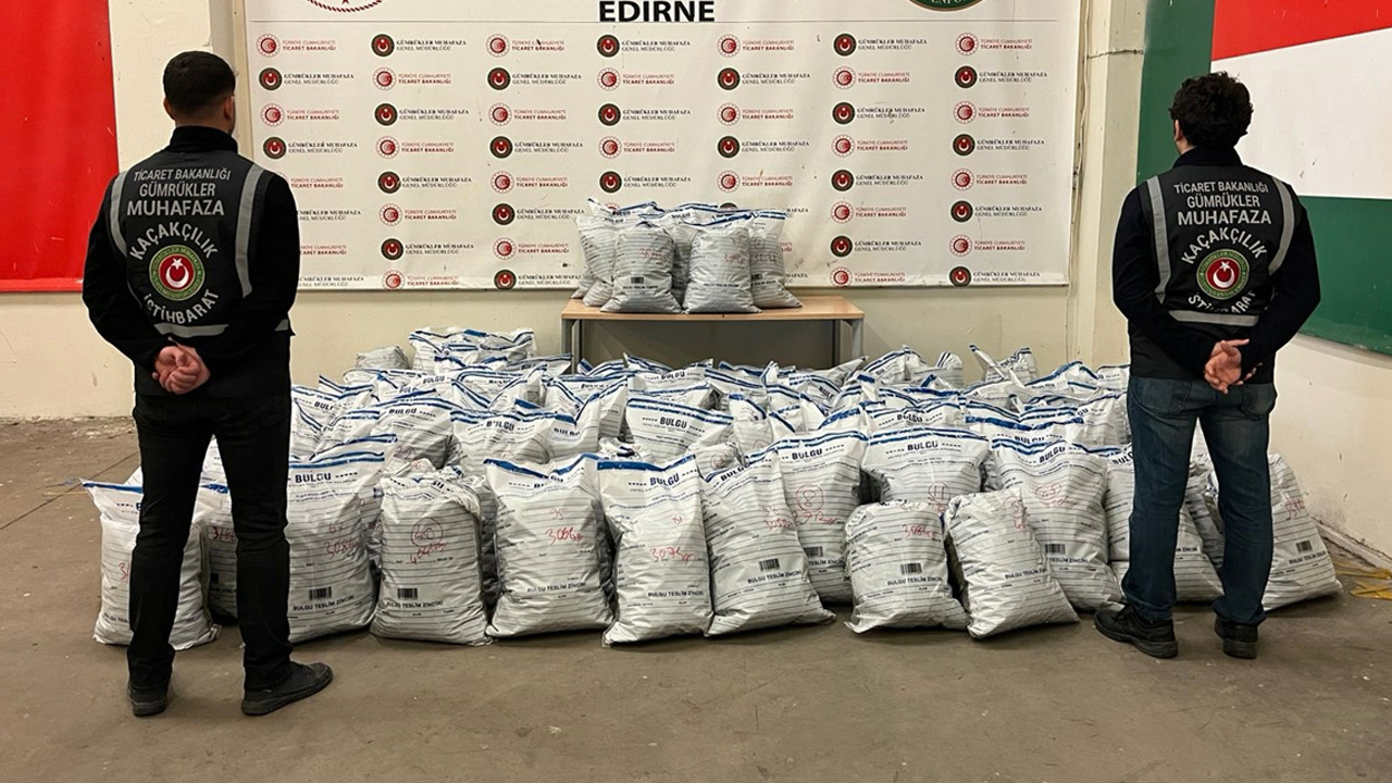 Kapıkule’de bir tırda 370 kilogram esrar ele geçirildi