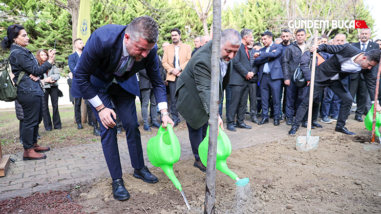 Buca ’da asimilasyon şehitlerinin anısına Rodop Çocuk Parkı ve Anıtı açıldı