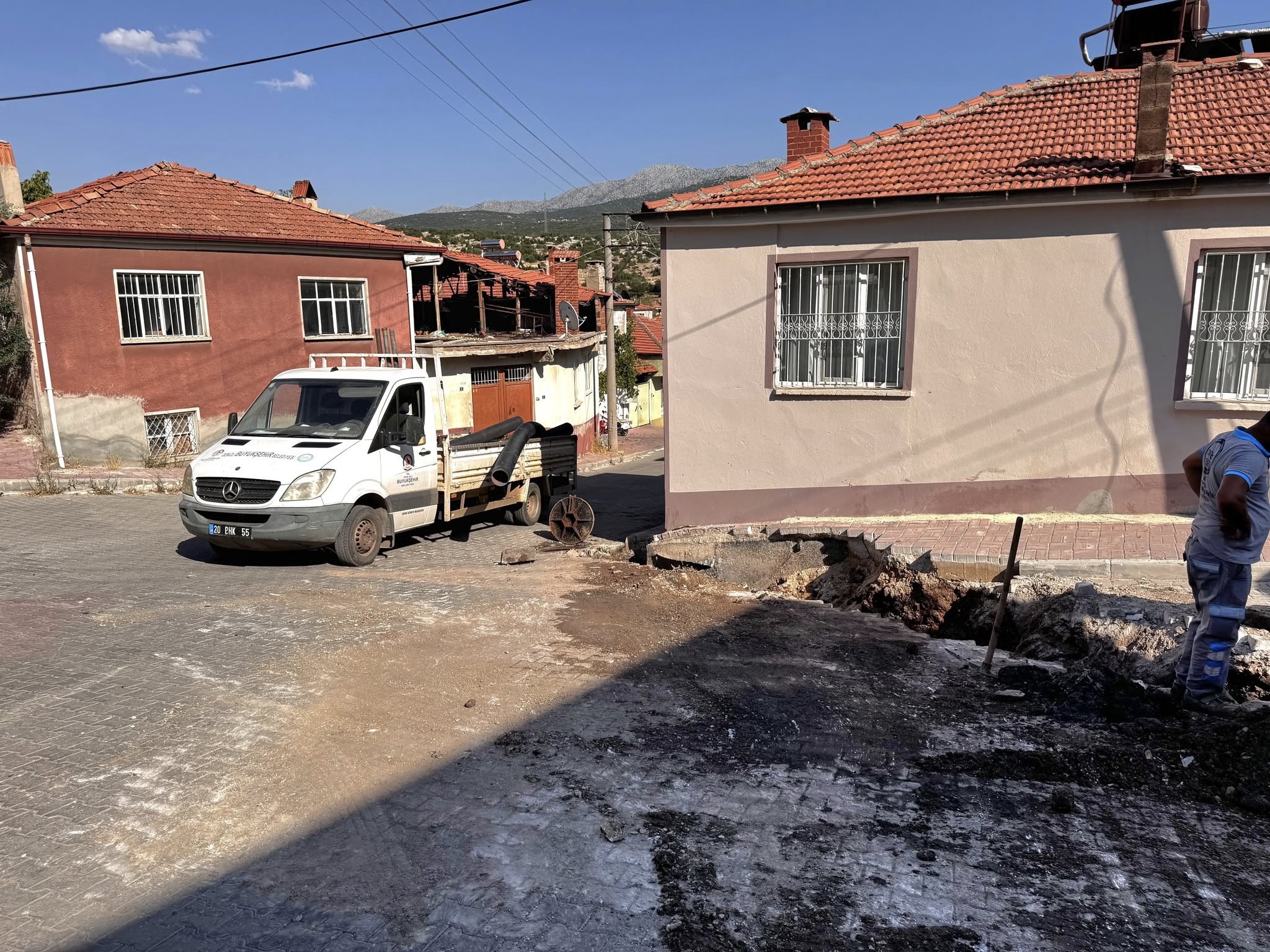 Vatandaş istiyor başkan yapıyor