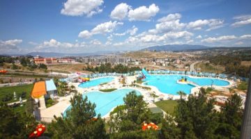 Karabağlar yüzme havuzunda neler oluyor?