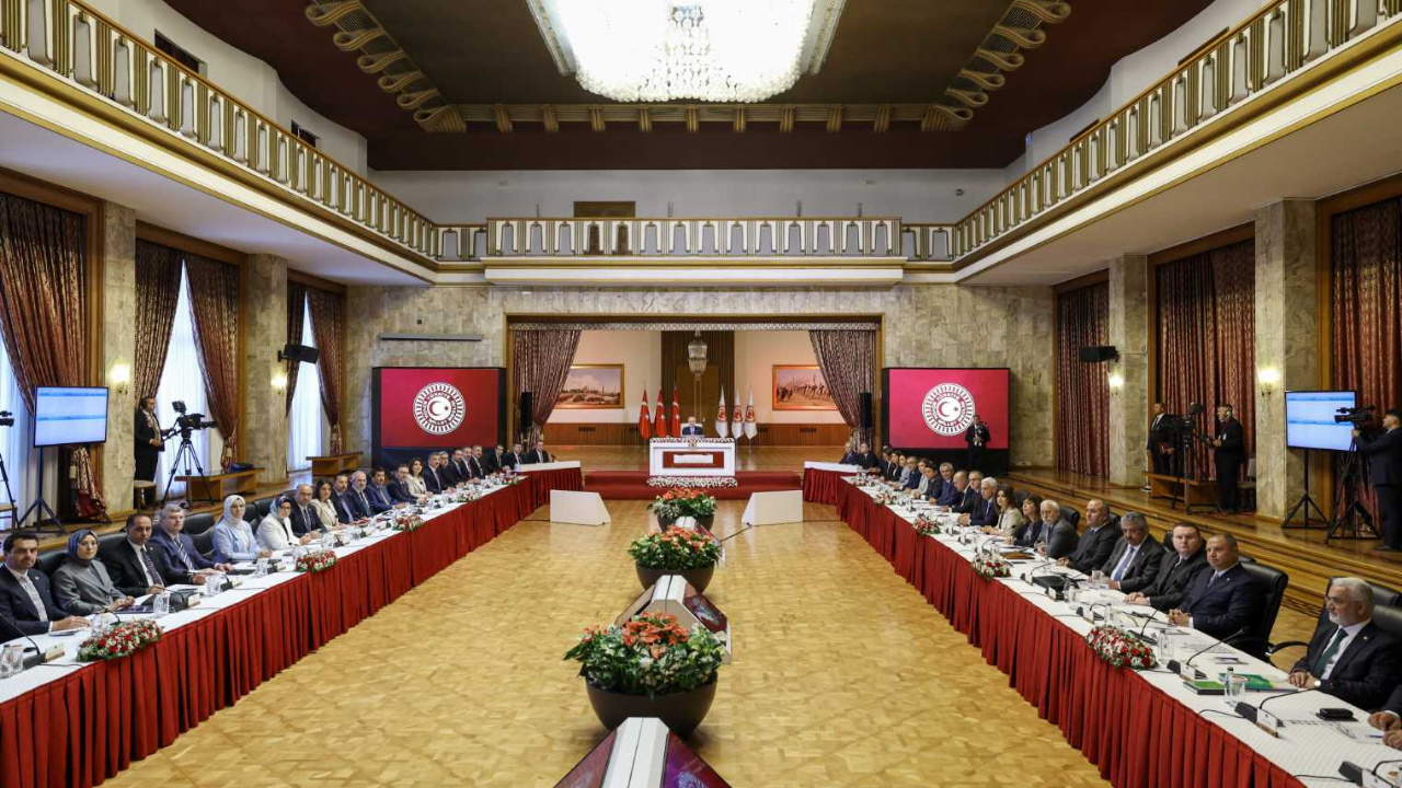 Milli Dayanışma, Kardeşlik ve Demokrasi Komisyonu’nun ilk toplantısı sona erdi