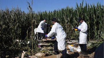 İzmir’de eğitim uçağı düştü! Pilot hayatını kaybetti!