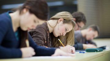 11. sınıfta diploma, 12. sınıfta 1 gün okul… Eğitim sistemi değişiyor