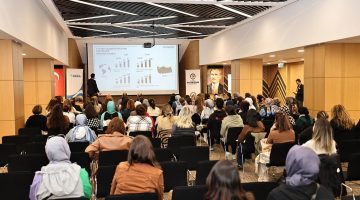 DENİZLİ’DE KADIN GİRİŞİMCİLERE E-TİCARET DESTEĞİ