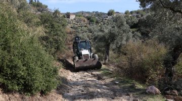 Muhtarların Talepleri Aydın Büyükşehir Belediye Başkanı Özlem Çerçioğlu’nun Talimatıyla Koçarlı’da Hayata Geçiriliyor