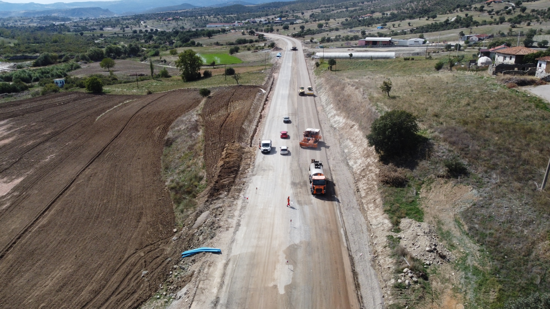 Manisa’da bozuk yollar tarihe karışıyor