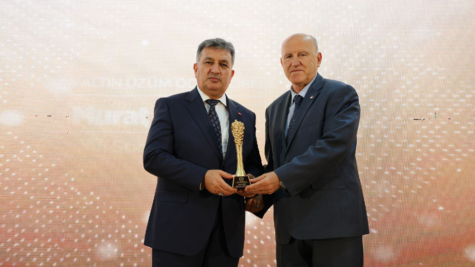 3. Altın Üzüm Ödülleri’nde Murat Eskici, Yılın Spor Adamı Seçildi
