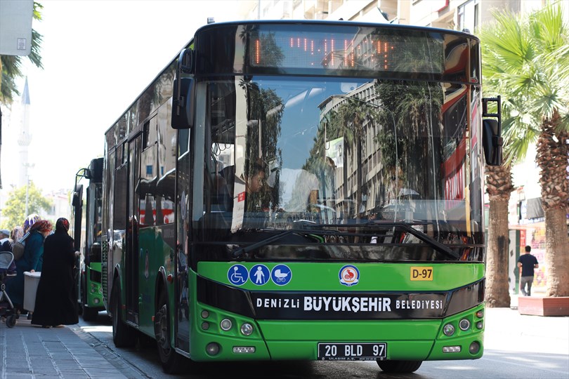 Denizli’de tartışmalı otobüs yolu projesi 17 caddede daha hayata geçiriliyor