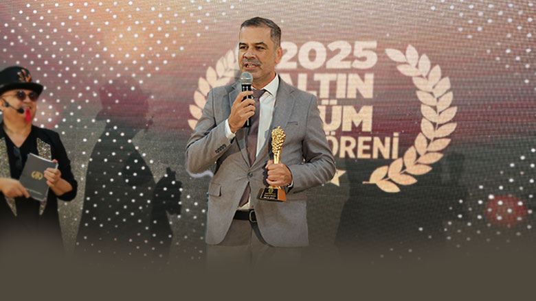 Meclis Üyesi Bahadır Altınkeser ’e İzmir’de Prestijli Ödül  