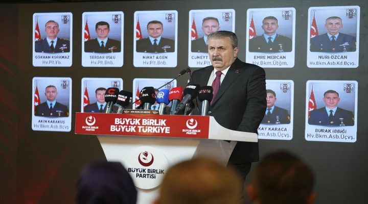 BBP Genel Başkanı Destici, basın toplantısı düzenledi