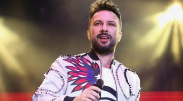 Megastar Tarkan’ı hiç bu açıdan görmediniz! Lise öğretmenleri, liseli Takan’ı tek tek anlattı