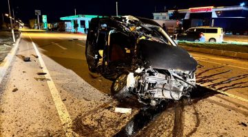 Afyonkarahisar’da tır ile ticari araç çarpıştı: 1 ölü 1 yaralı